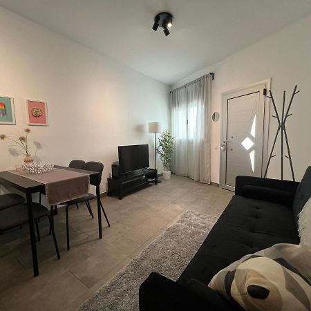 Cozy Apartment Well-Located In Terrassa, Barcelona Extérieur photo
