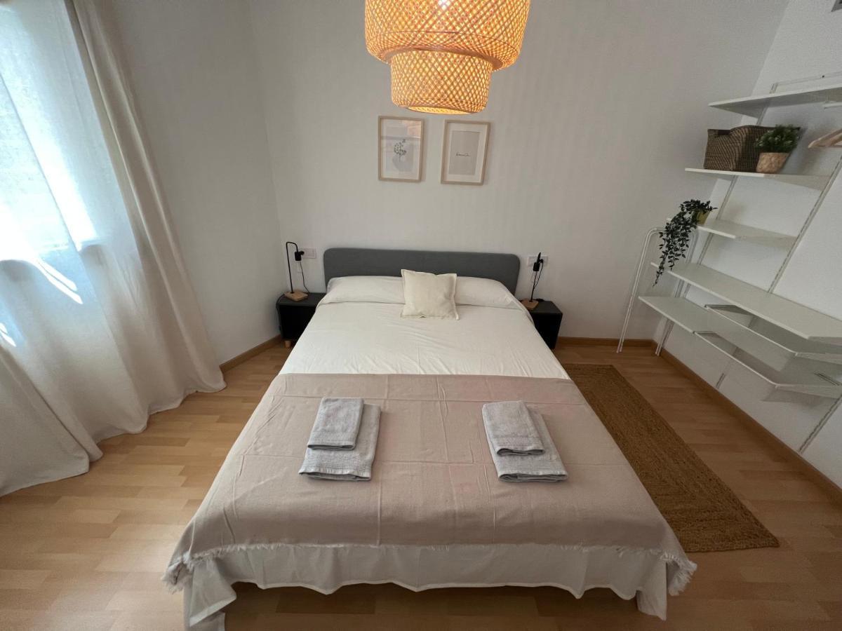 Cozy Apartment Well-Located In Terrassa, Barcelona Extérieur photo