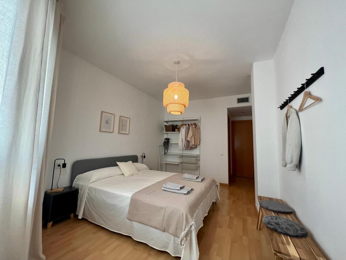 Cozy Apartment Well-Located In Terrassa, Barcelona Extérieur photo